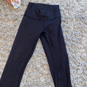 black lululemon leggings
